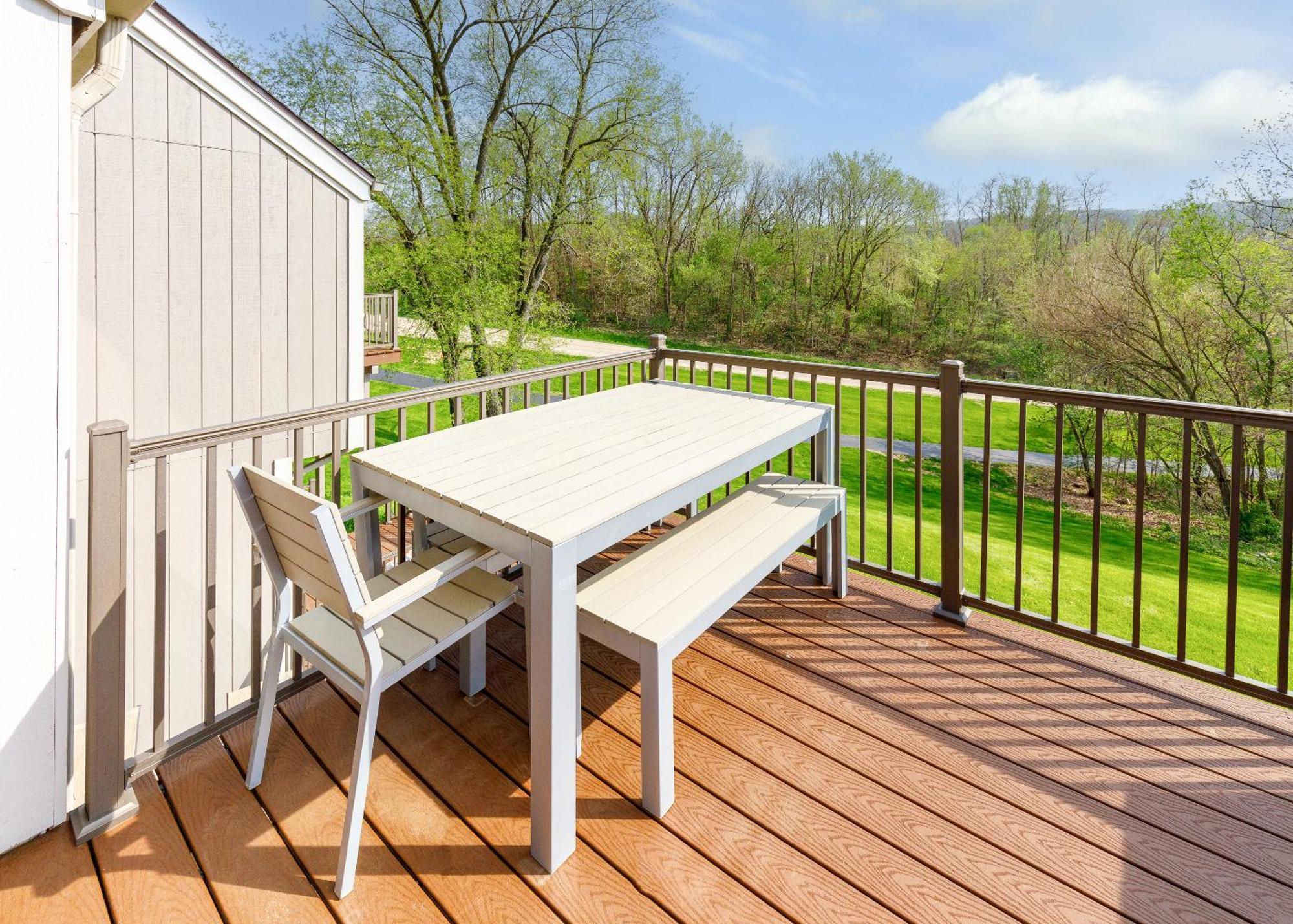 Quiet Home Minutes From Lake Galena & Eagle Ridge Exterior photo